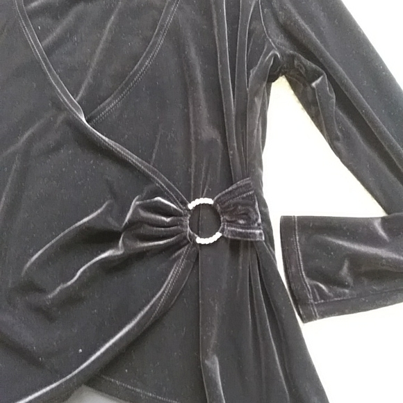 Elementz Faux Wrap Faux Rhinestone Velour Top S Black - Picture 2 of 9